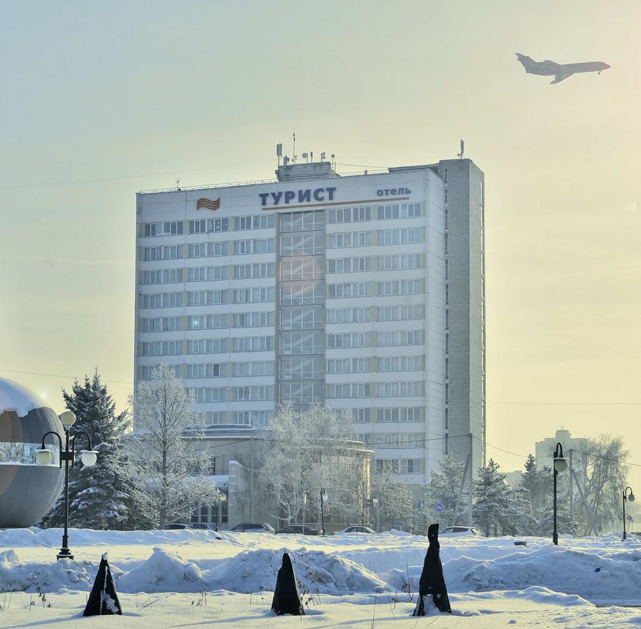 Tourist Hotel Omsk Esterno foto